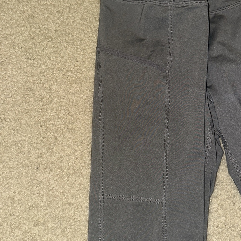 WOMENS NIKE CROPPED LEGGINGS, SIZE SMALL - Picture 2 of 6